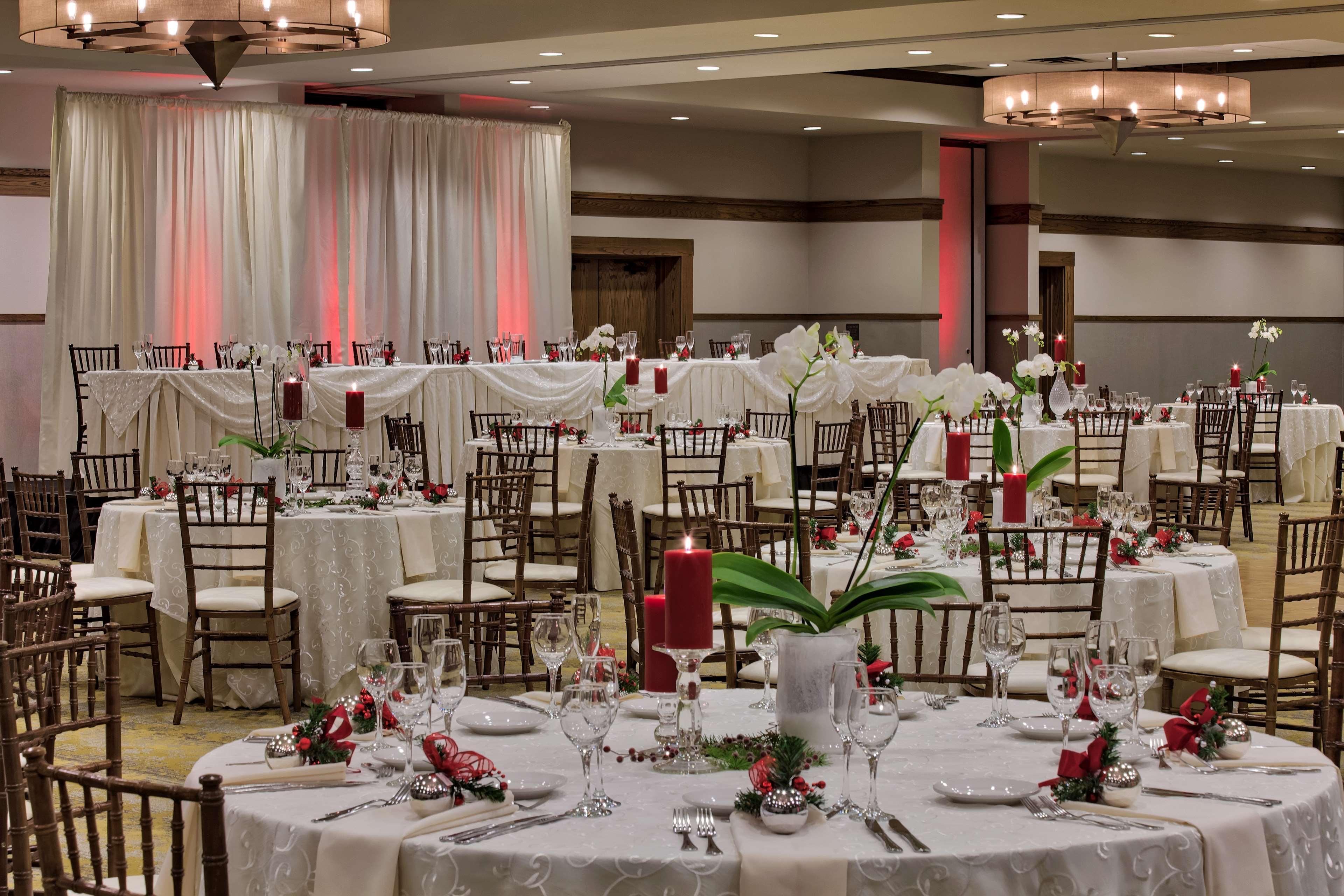 Doubletree By Hilton Libertyville-Mundelein Ngoại thất bức ảnh