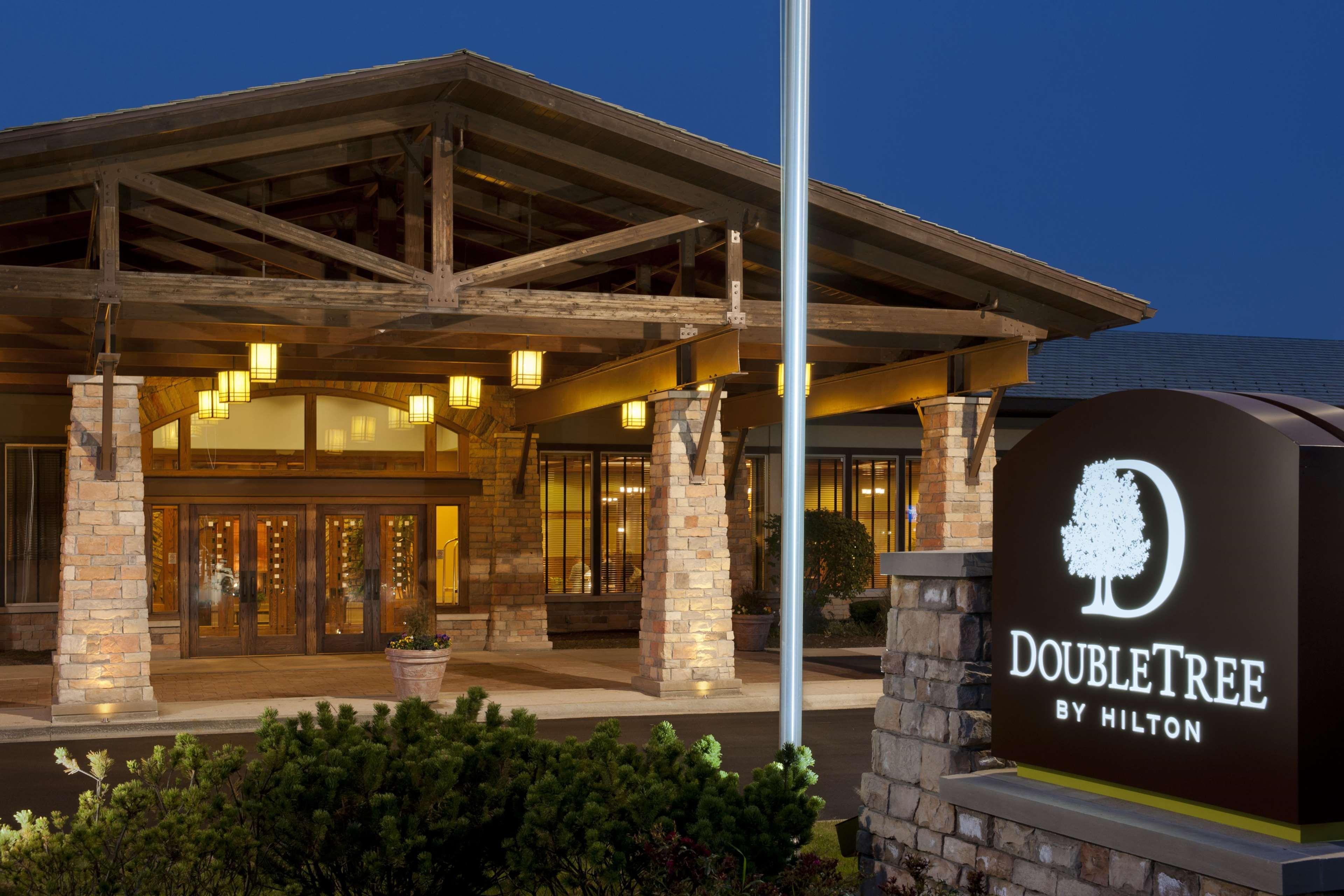 Doubletree By Hilton Libertyville-Mundelein Ngoại thất bức ảnh