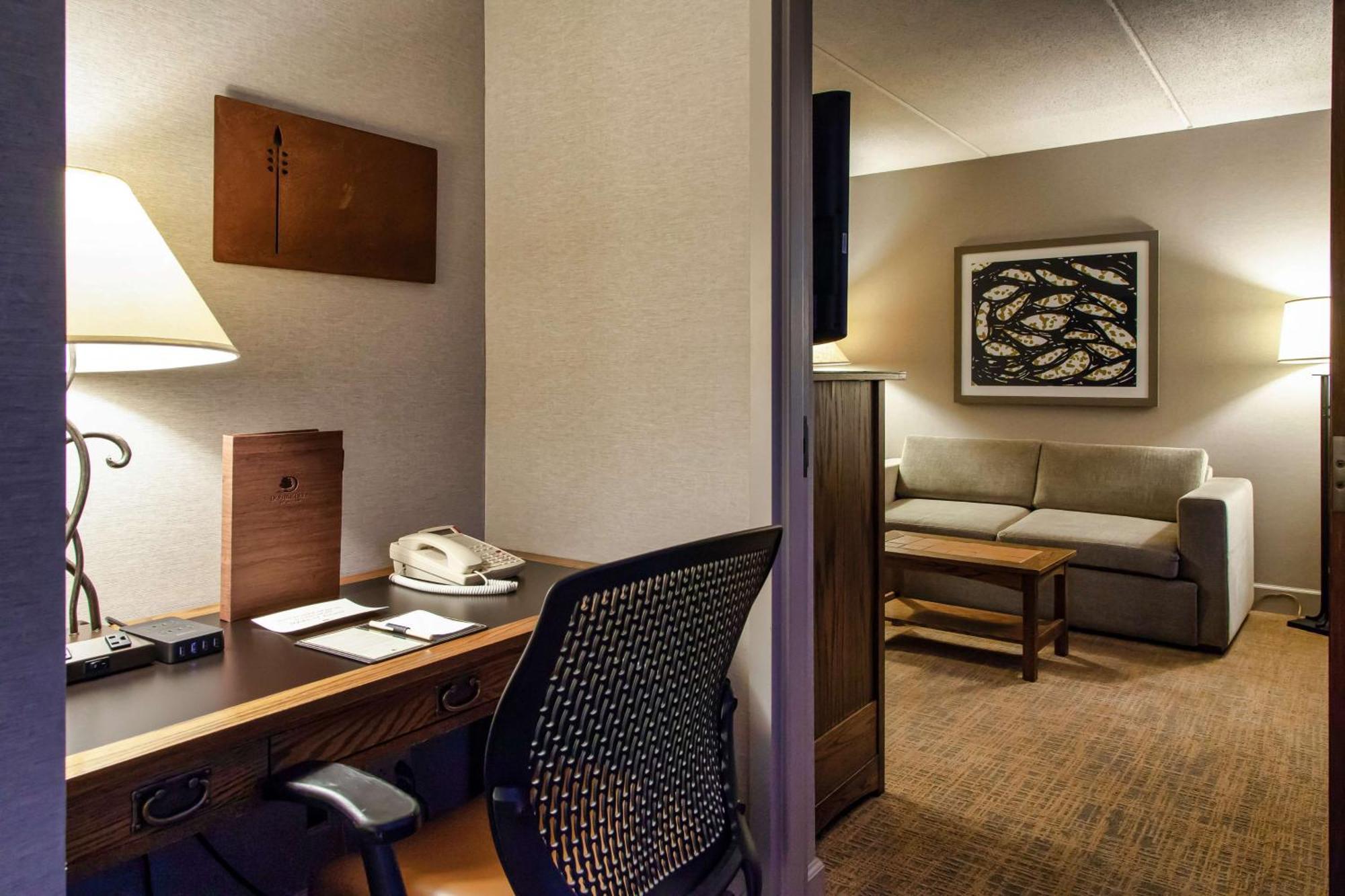 Doubletree By Hilton Libertyville-Mundelein Ngoại thất bức ảnh