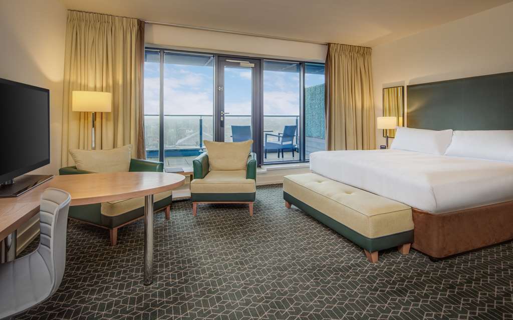 Doubletree By Hilton Libertyville-Mundelein Phòng bức ảnh